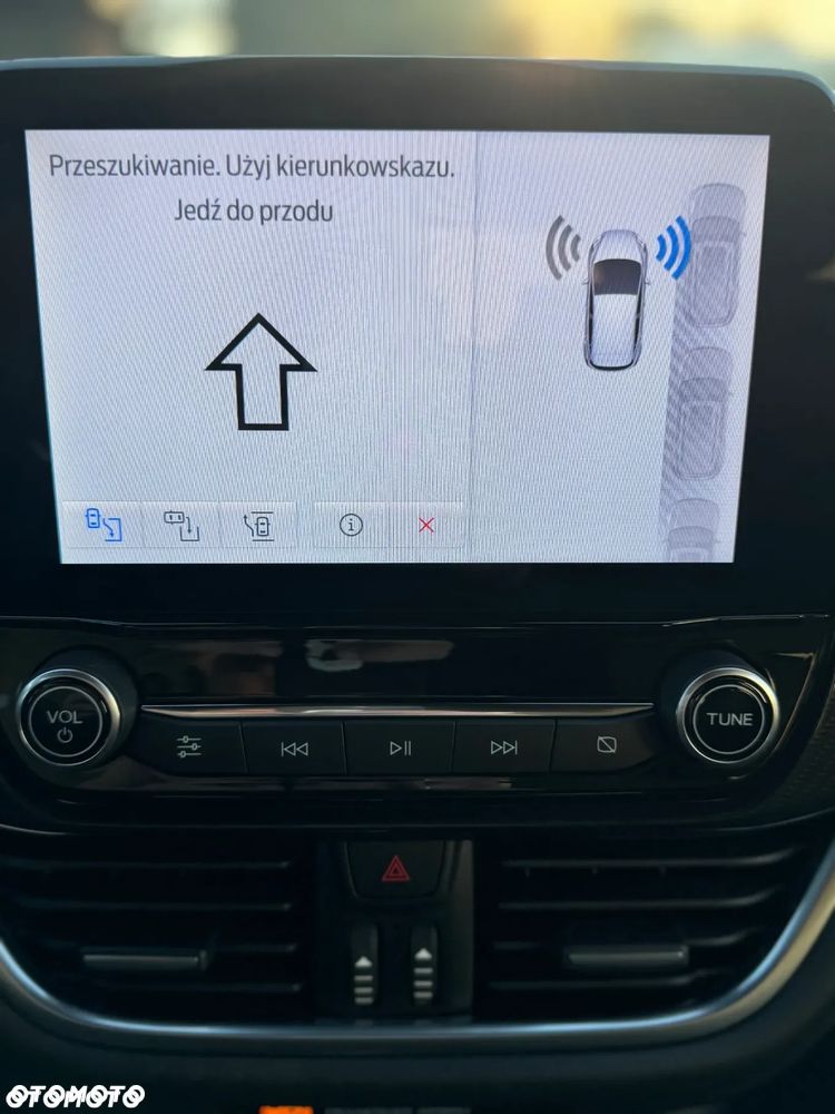 Ford Fiesta 1.0 EcoBoost S&S ST-LINE - 8