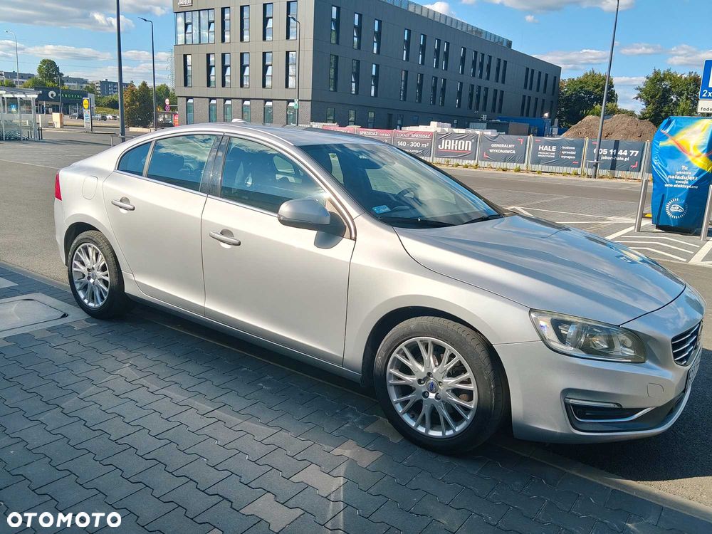 Volvo S60 - 4