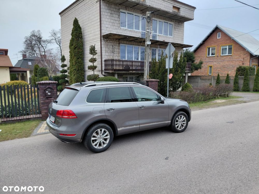 Volkswagen Touareg - 13