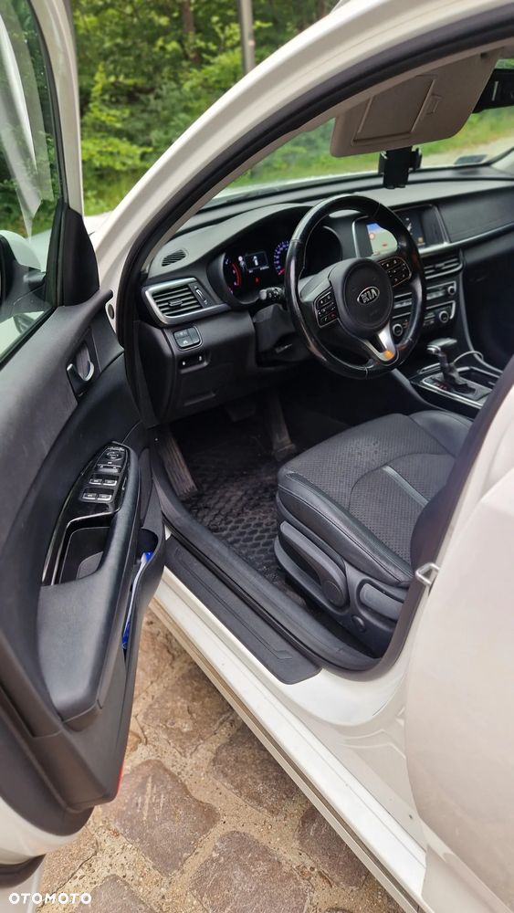 Kia Optima 1.7 CRDI XL DCT - 9