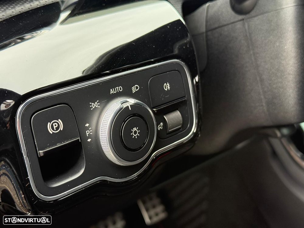 Mercedes-Benz CLA 220 d AMG Line Aut. - 29