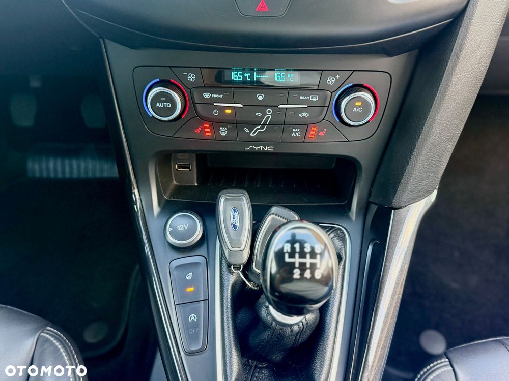 Ford Focus 2.0 TDCi Titanium ASS - 29