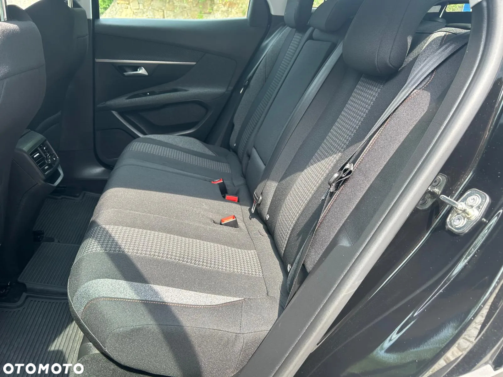 Peugeot 3008 1.2 PureTech Active S&S - 14