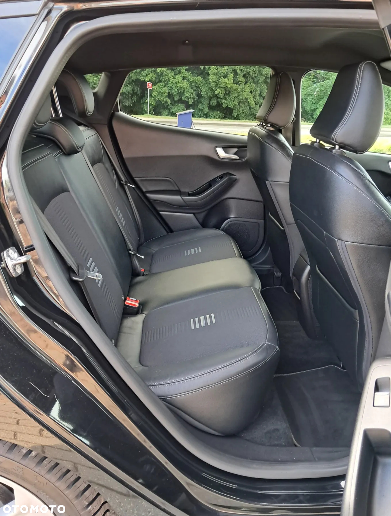 Ford Fiesta 1.0 EcoBoost S&S ST-LINE Black - 13