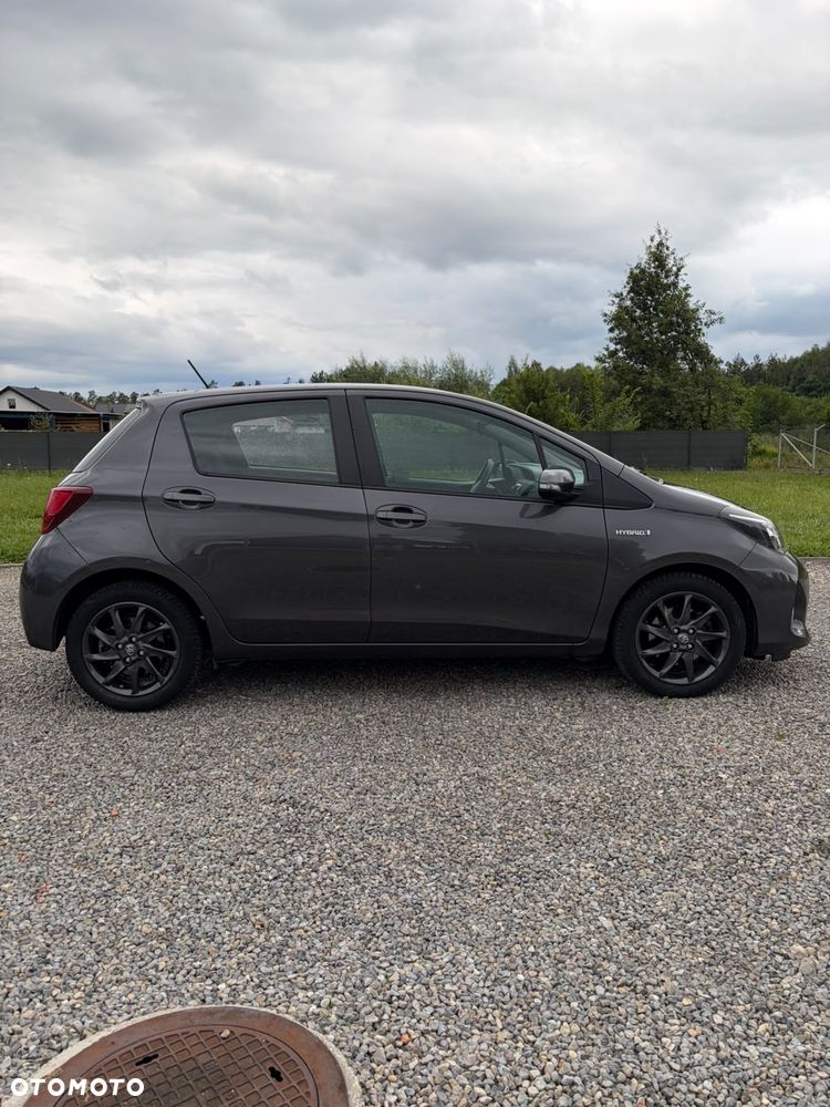 Toyota Yaris - 3