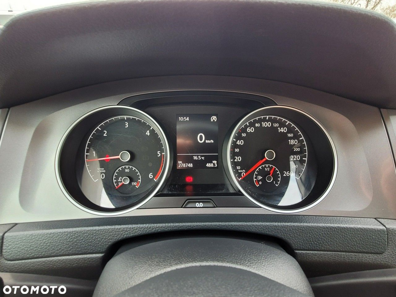 Volkswagen Golf - 12