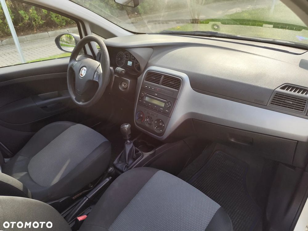 Fiat Grande Punto 1.4 8V Active - 23