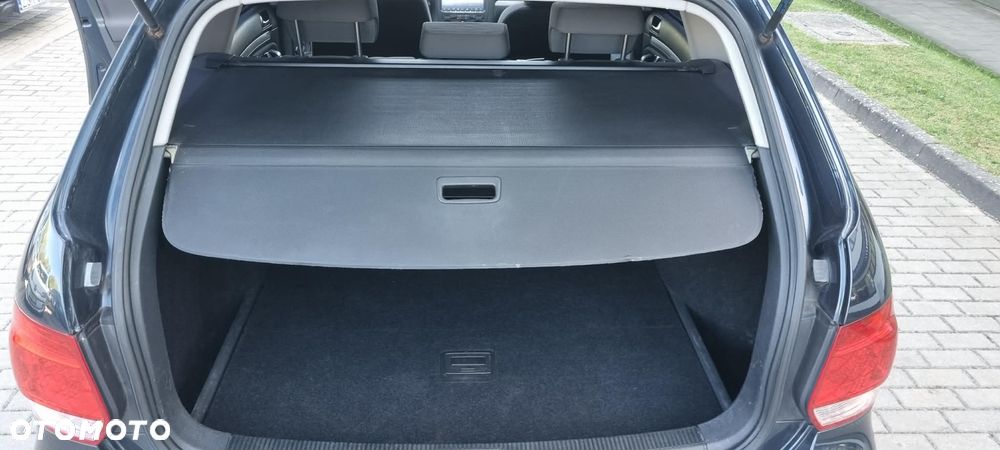 Volkswagen Golf - 16