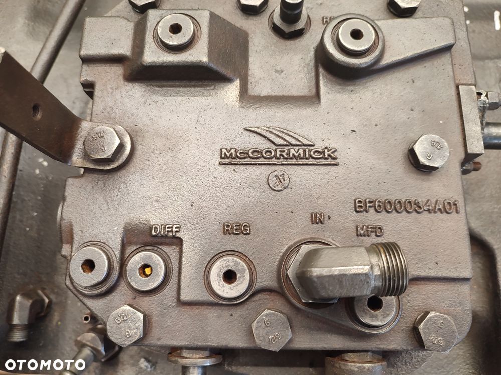 Mechanizm różnicowy McCormick MC 130 - 11