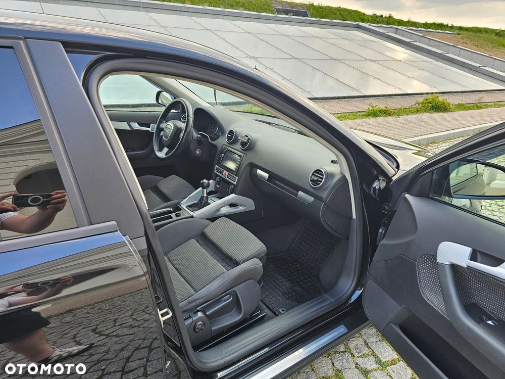 Audi A3 Sportback 2.0 TDI Ambition - 8