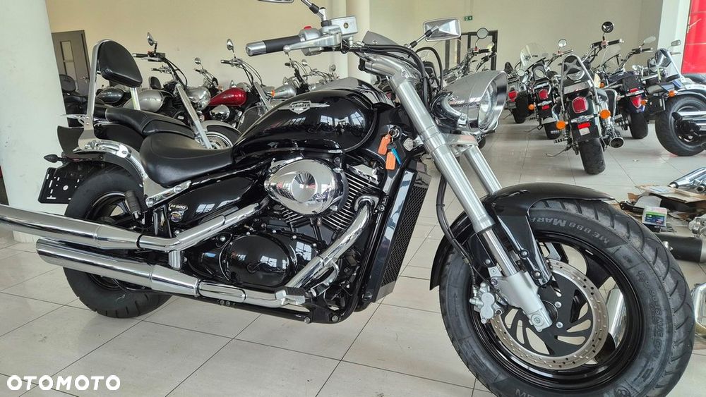 Suzuki Intruder - 7