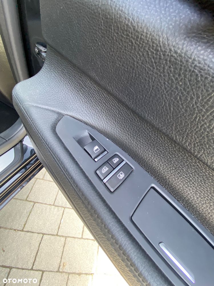 BMW Seria 7 ver-activehybrid - 33