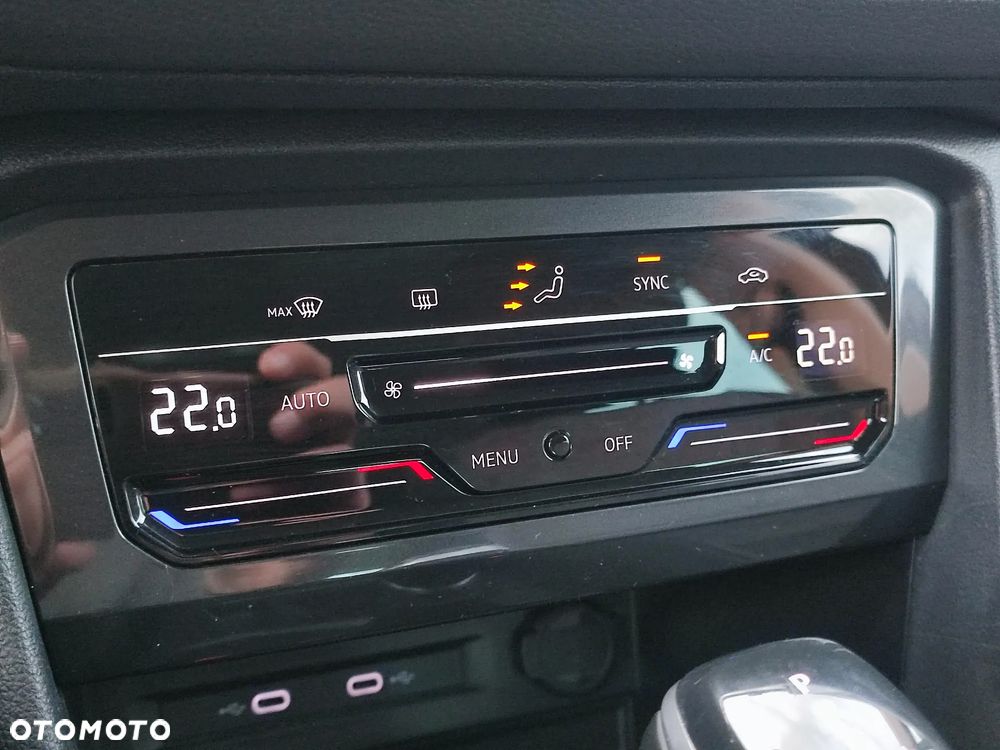 Volkswagen Tiguan - 34