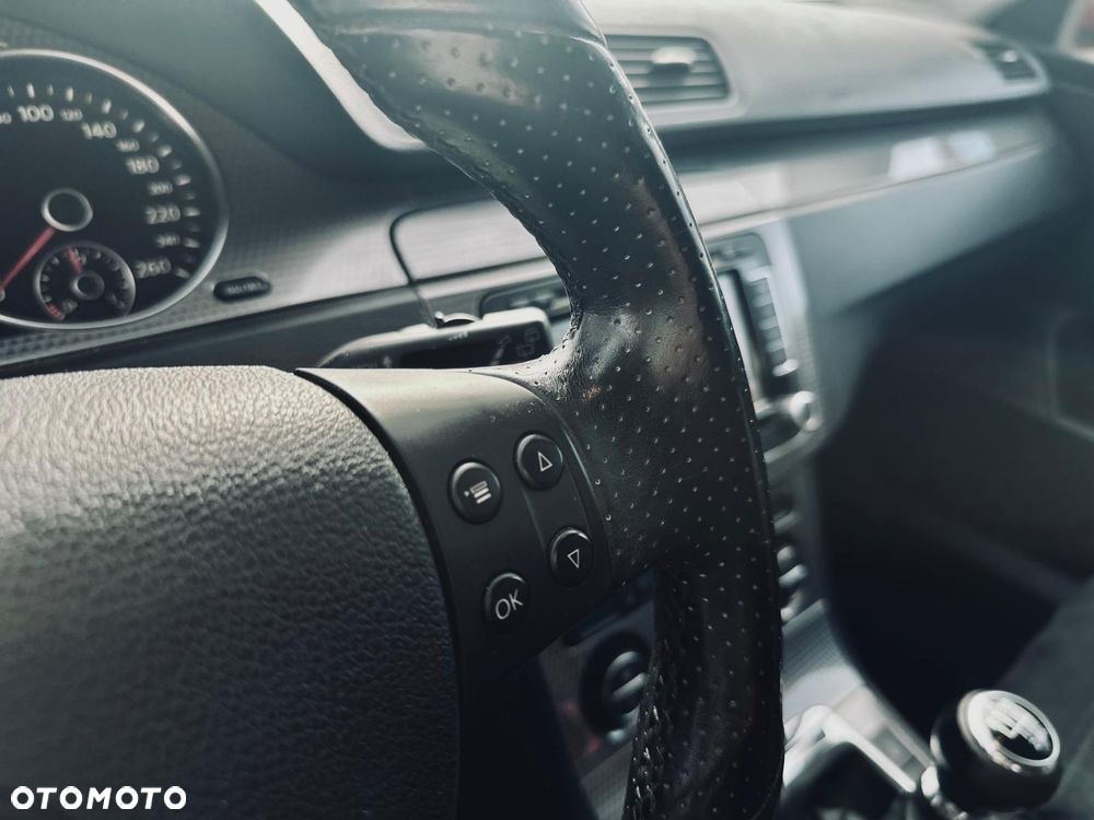 Volkswagen Passat 2.0 TSI R-Line Edition - 13