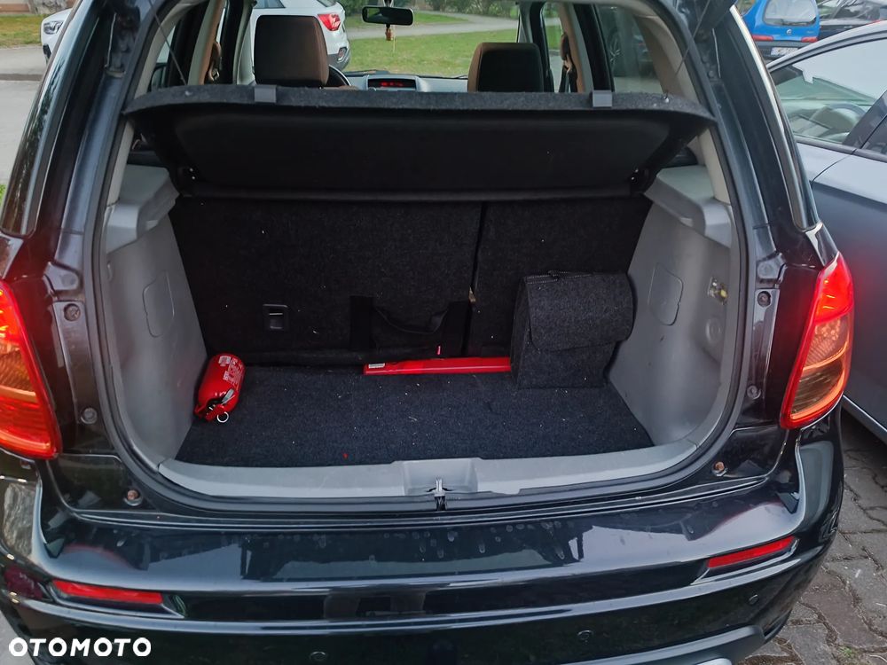 Suzuki SX4 1.6 GS / Premium 4WD - 19