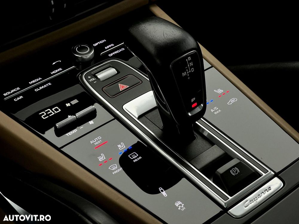 Porsche Cayenne Turbo - 17