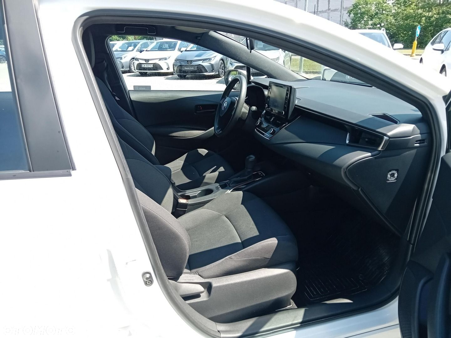 Toyota Corolla - 14