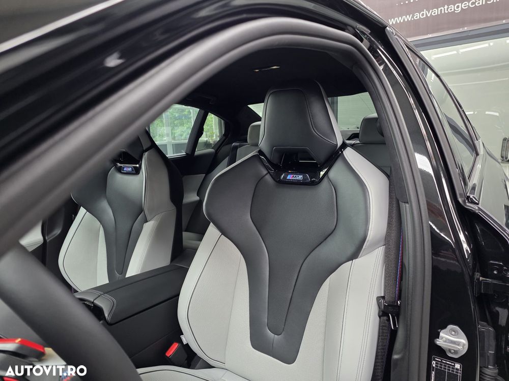 BMW M5 xDrive AT PHEV - 2