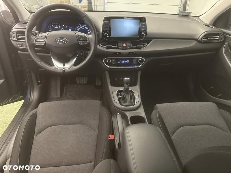 Hyundai i30 1.5 T-GDI 48V Comfort DCT - 20