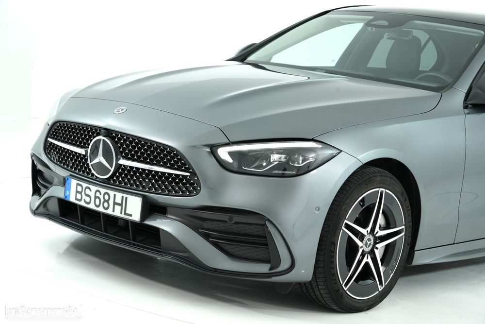 Mercedes-Benz C 300 de AMG Line - 12
