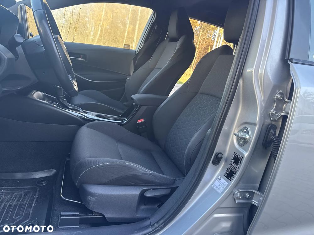 Toyota Corolla 1.8 Hybrid Comfort - 12