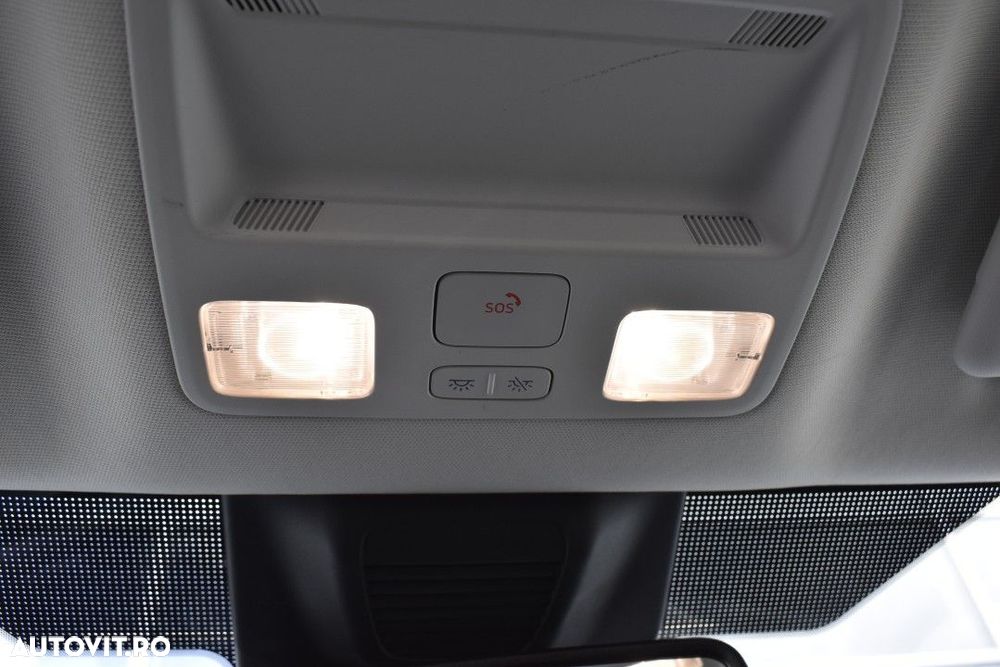 Ford Focus 1.0 EcoBoost 6MT MHEV Titanium - 35