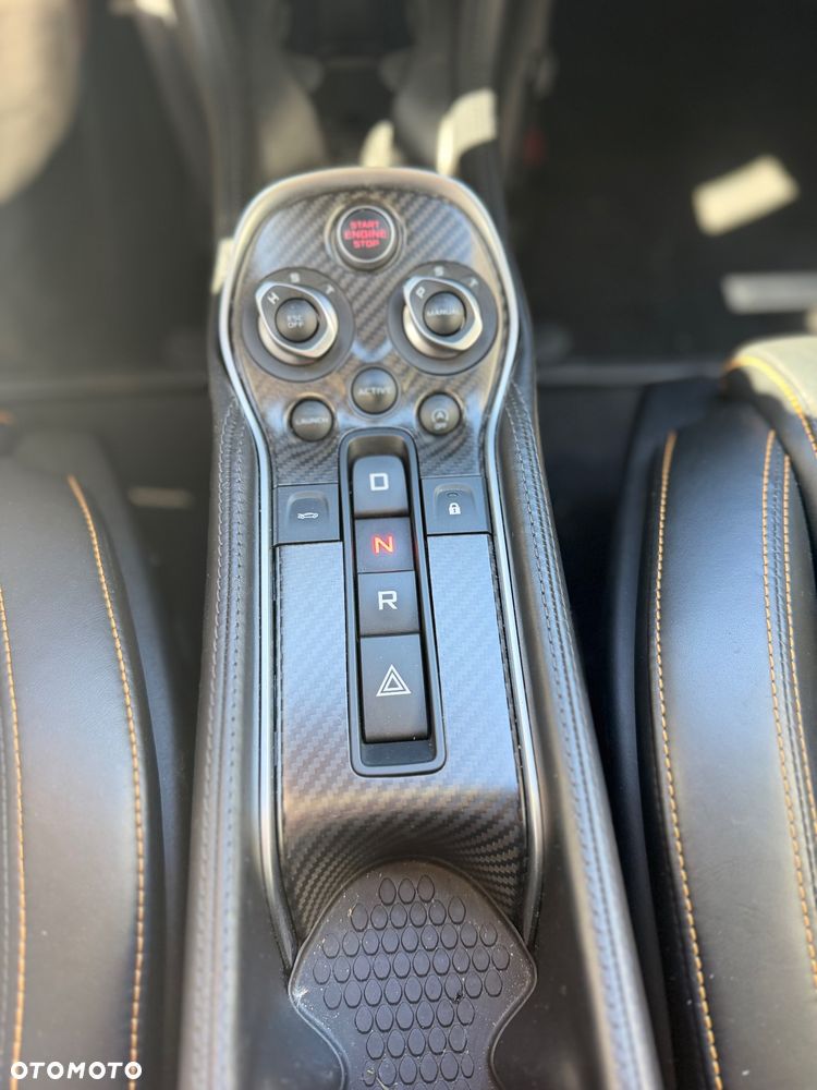 McLaren 570S Coupe - 14
