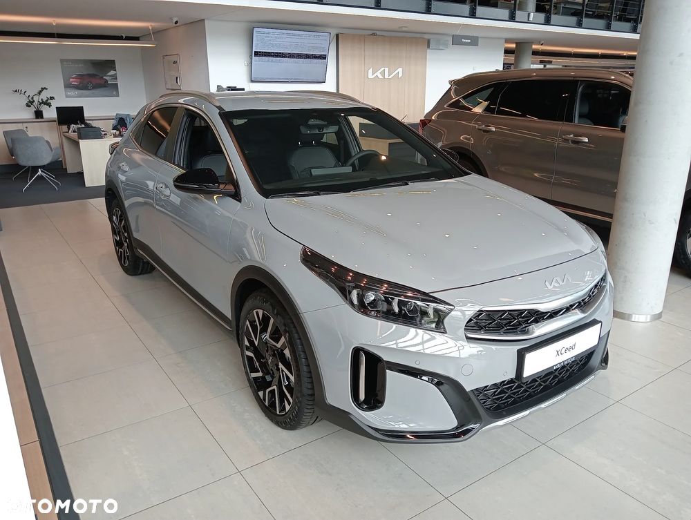 Kia XCeed 1.6 T-GDI Tribute DCT - 4