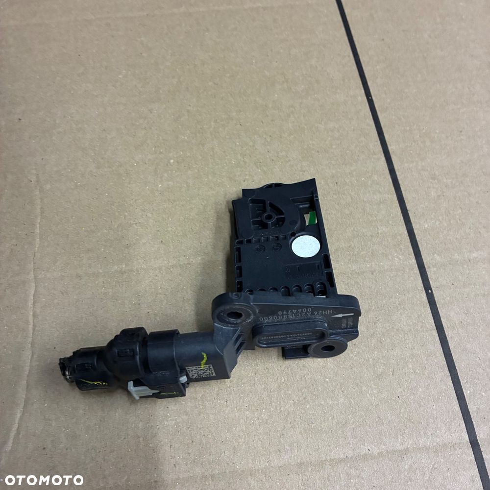 ALFA ROMEO STELVIO PRZEPŁYWOMIERZ POWIETRZA 68353410AA - 1