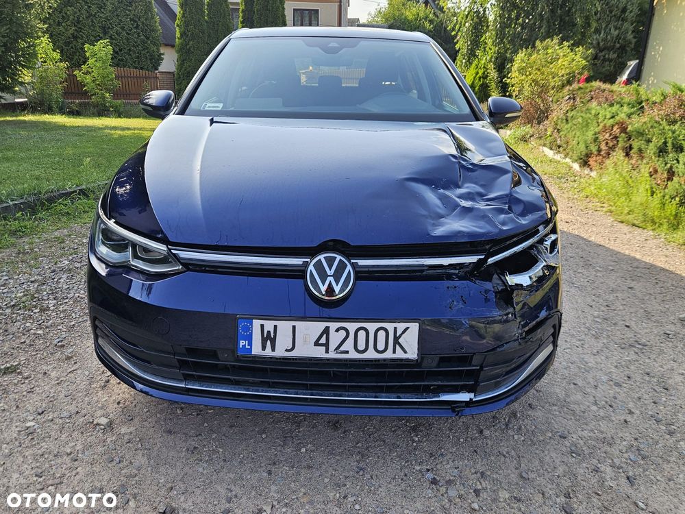 Volkswagen Golf 1.5 eTSI Style DSG - 2