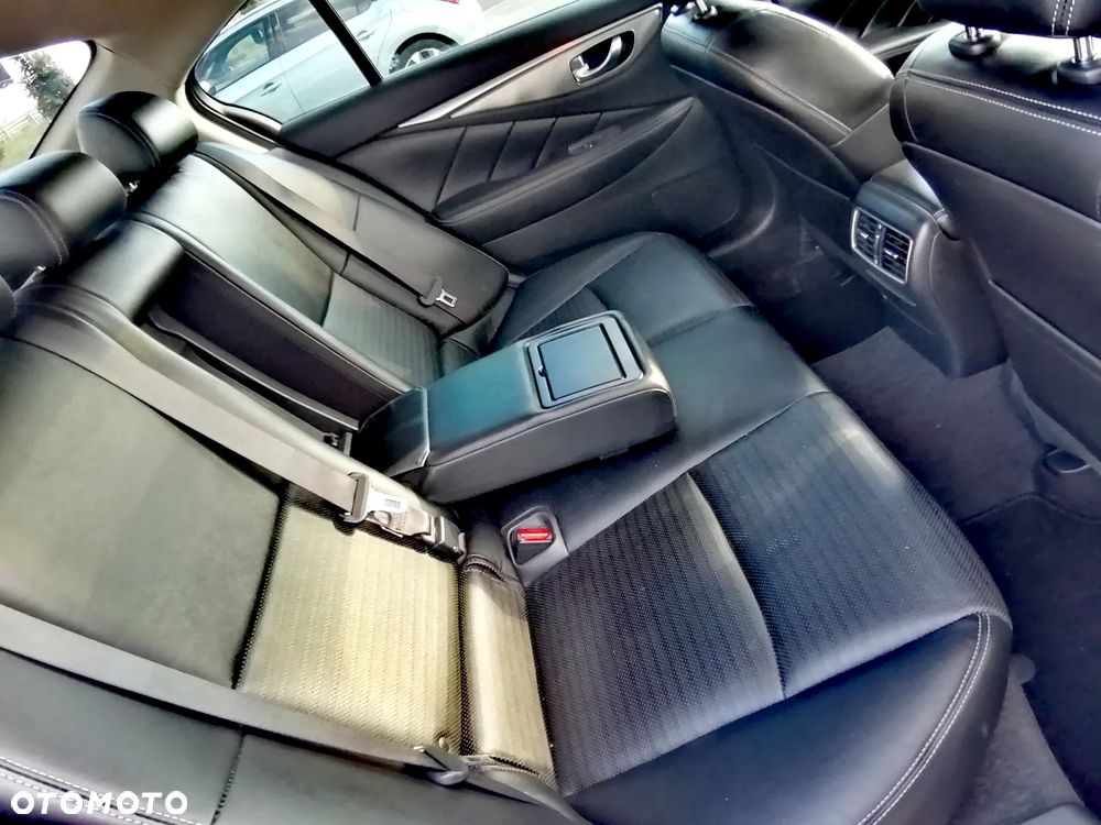 Infiniti Q50 Q50(S) 3.0t Sport - 12