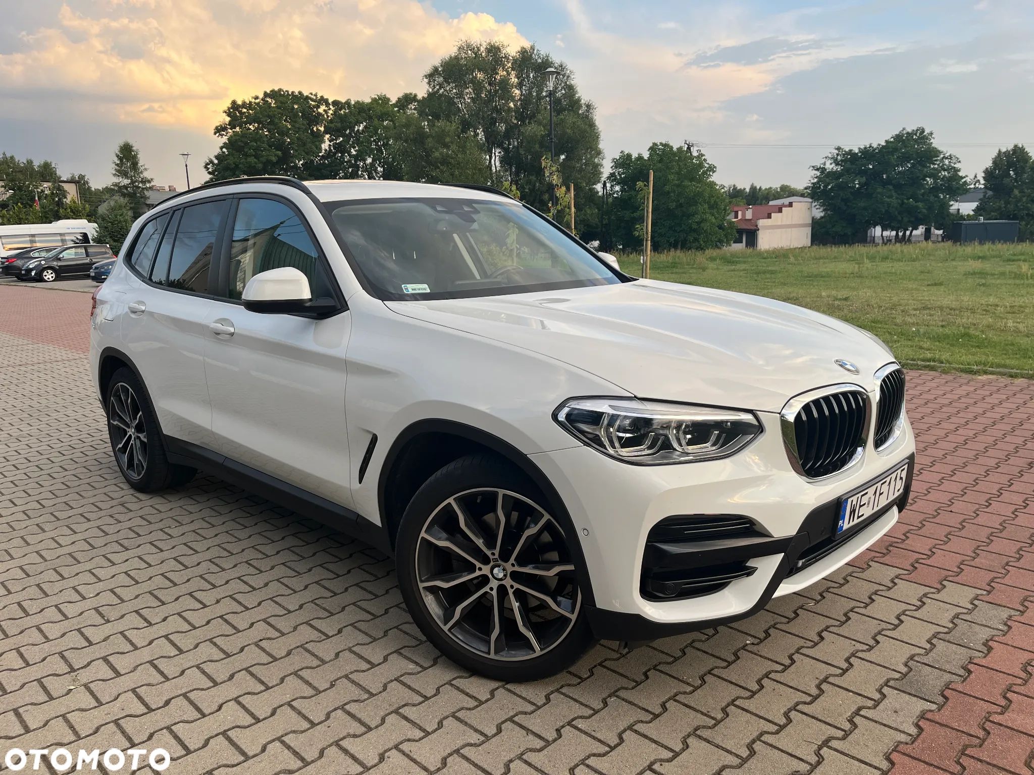BMW X3 xDrive20i Advantage - 1