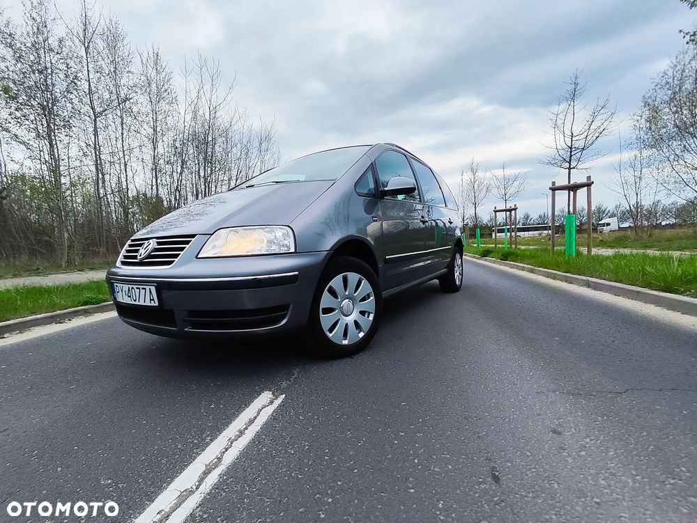 Volkswagen Sharan 1.9 TDI Automatik Exclusive Edition - 26