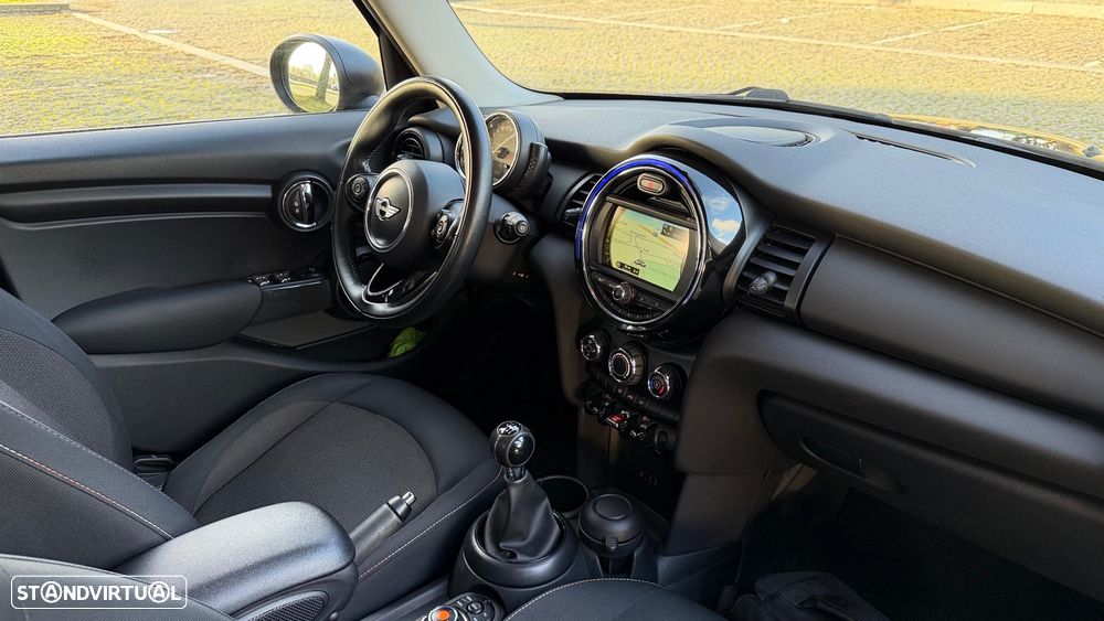 MINI 5 Portas One D - 6