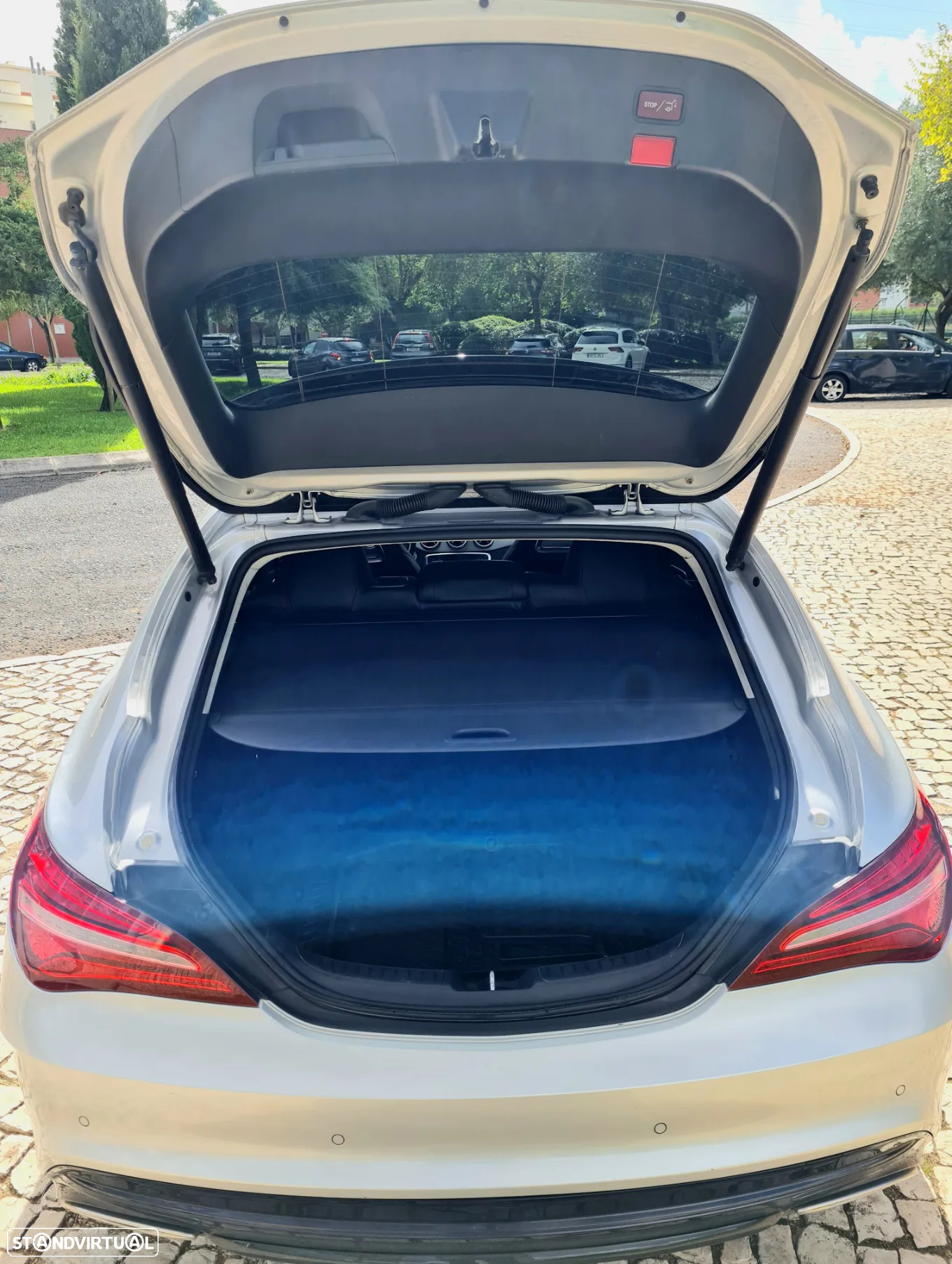 Mercedes-Benz CLA 220 d Shooting Brake AMG Line Aut. - 10