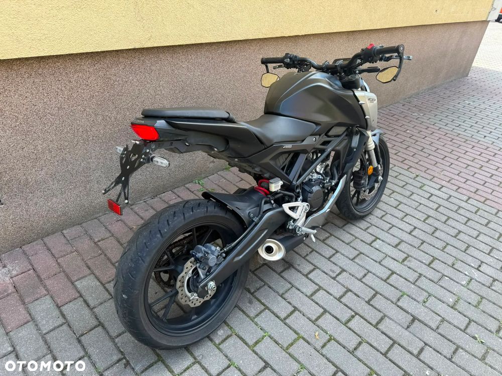 Honda CB - 6