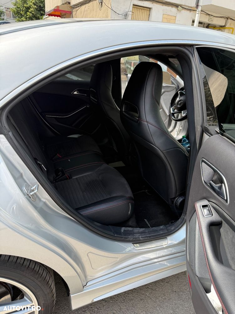 Mercedes-Benz CLA 250 4Matic 7G-DCT - 7