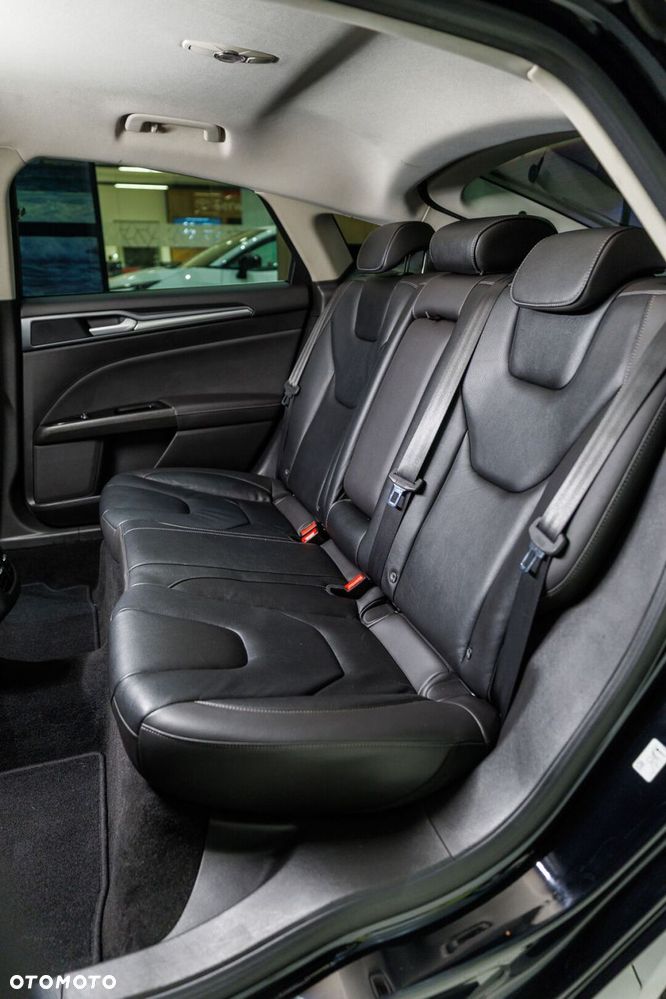 Ford Mondeo 2.0 TDCi Titanium PowerShift - 21