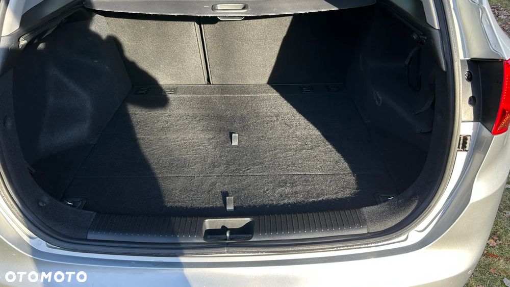 Kia Ceed 1.4 CRDi 90 Vision - 12