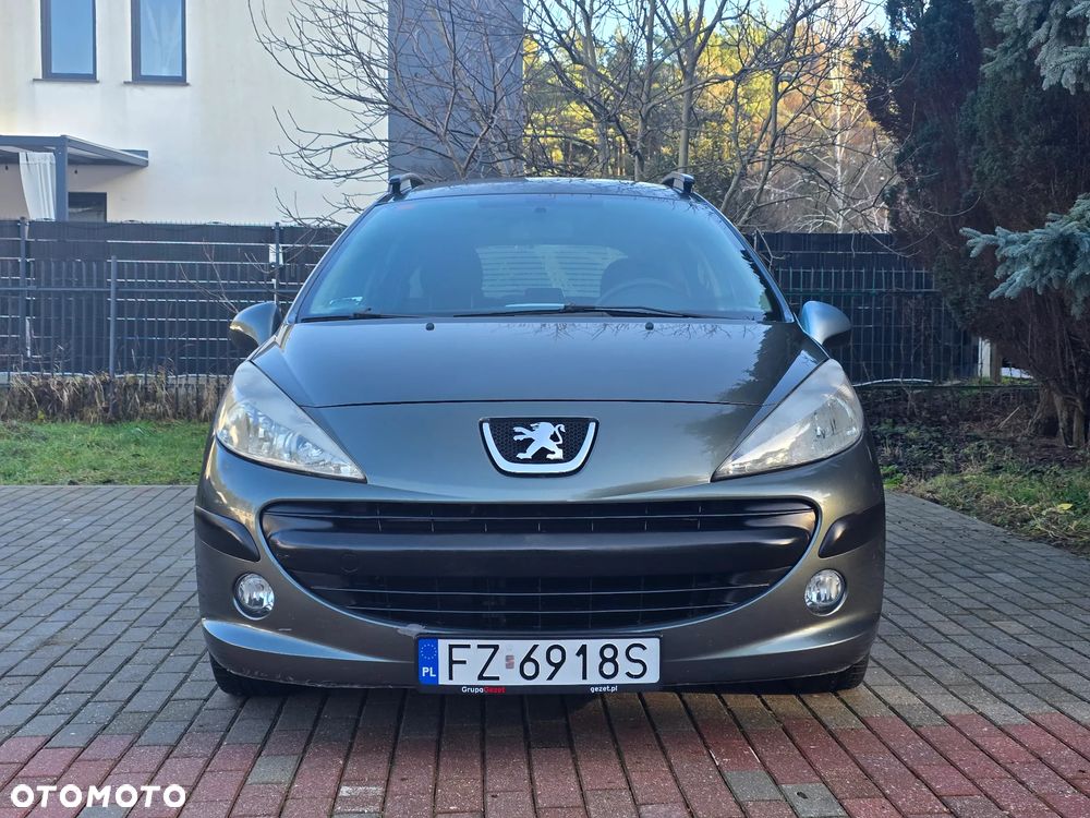 Peugeot 207 - 7