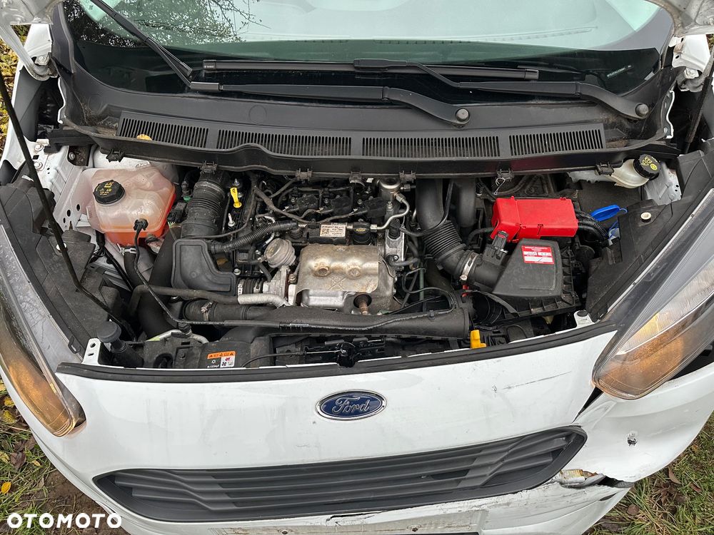 Ford Tourneo Courier 1.0 EcoBoost Ambiente - 12