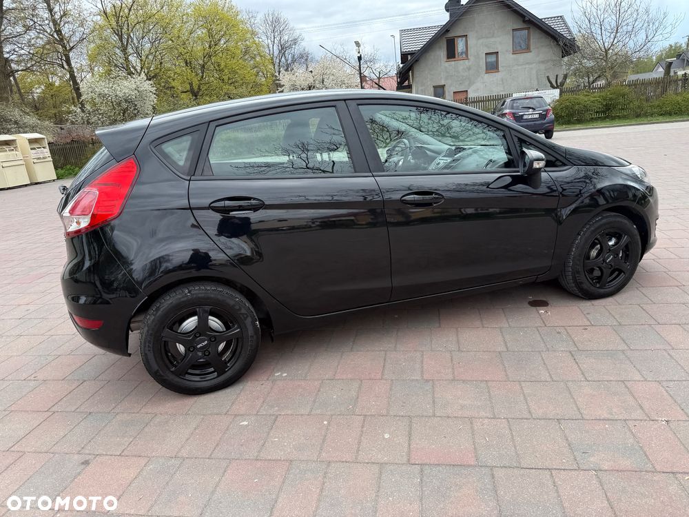 Ford Fiesta 1.6 TDCi Titanium - 25