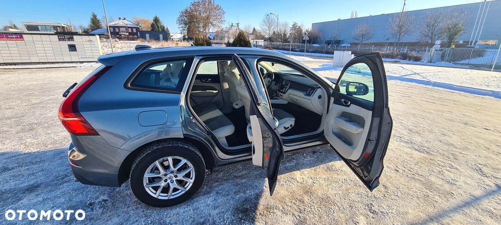 Volvo XC 60 D4 Momentum - 7