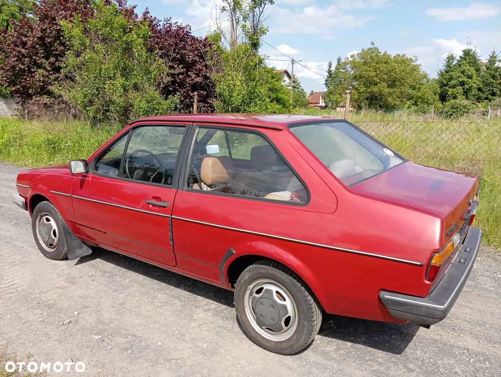 Volkswagen Polo - 3
