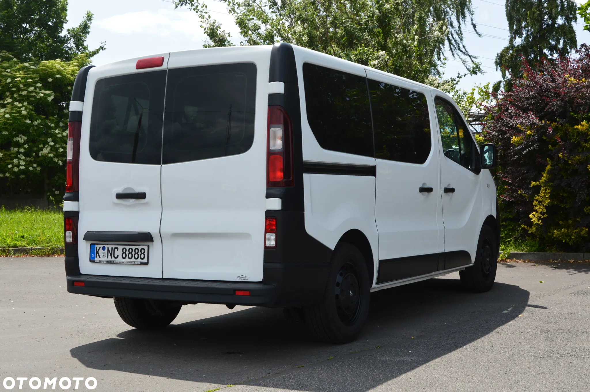 Opel Vivaro 1.6 D (CDTI) L2H1 - 12