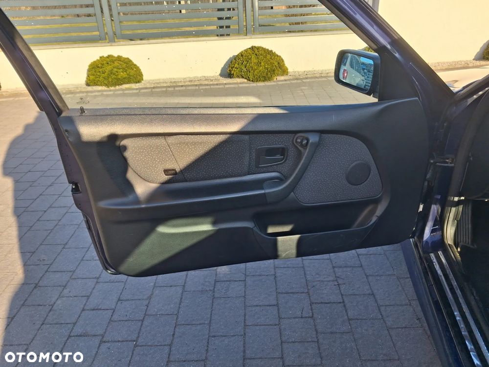 BMW Seria 3 - 11