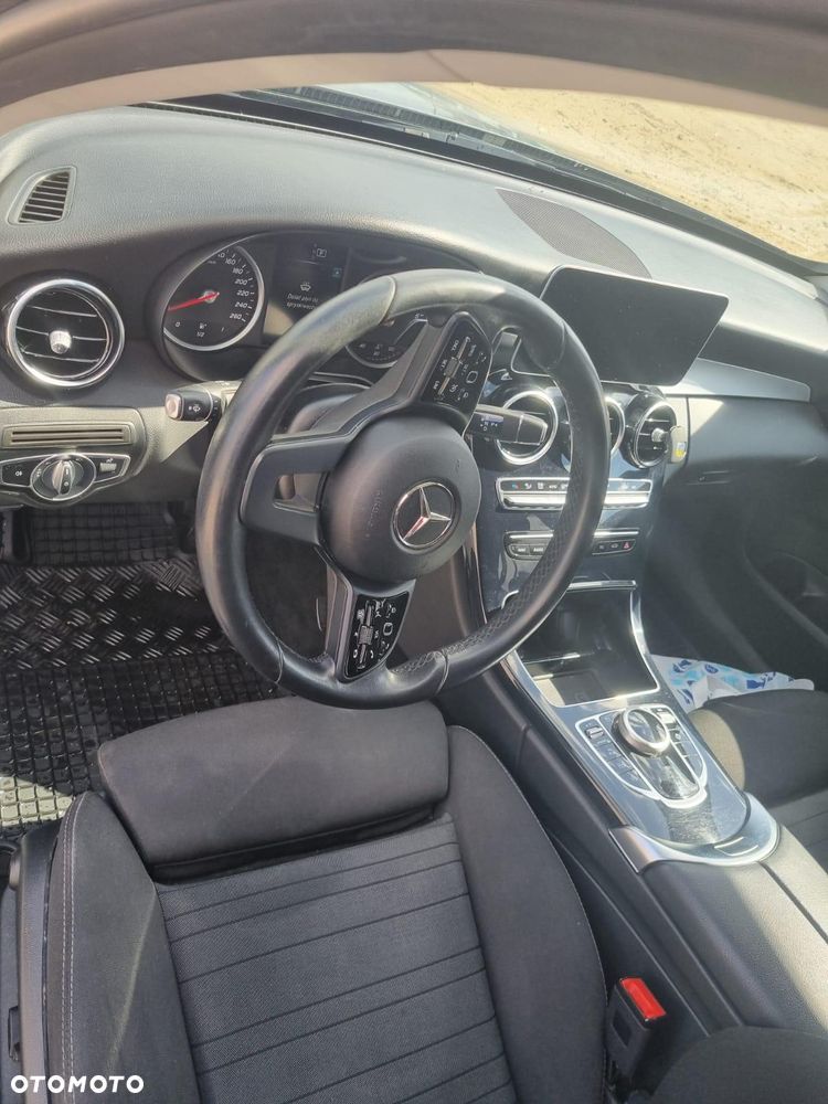 Mercedes-Benz Klasa C 180 d 9G-TRONIC - 8
