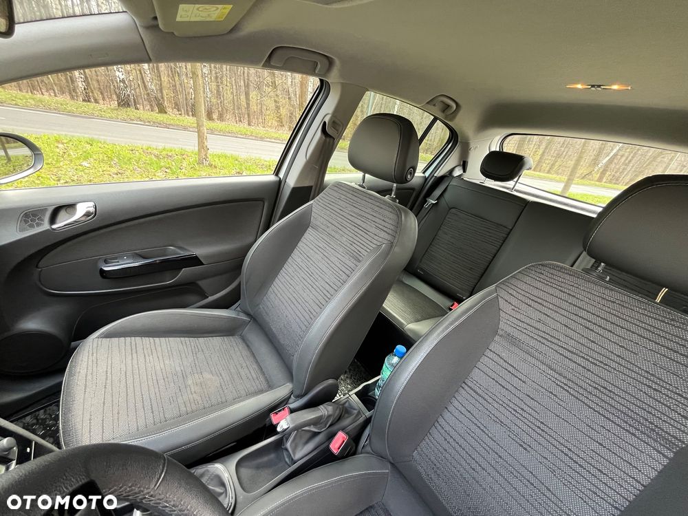 Opel Corsa 1.2 16V Enjoy - 11