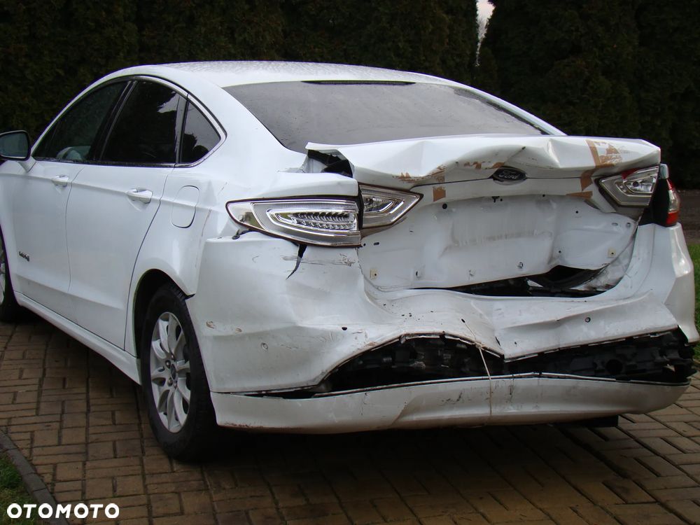 Ford Mondeo 2.0 Hybrid Titanium - 6