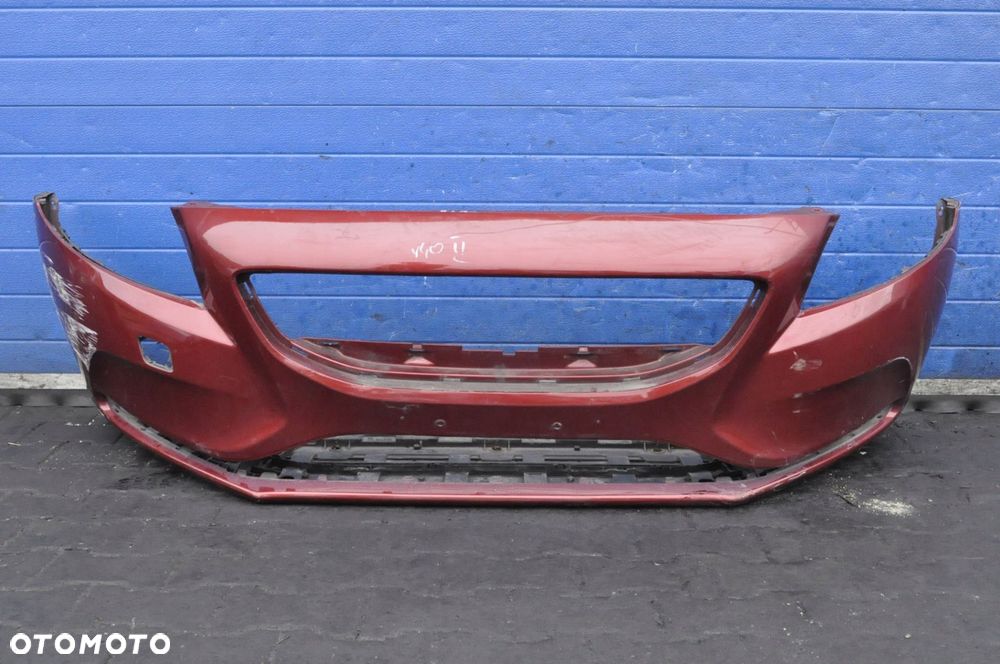 VOLVO V40 II ZDERZAK PRZÓD PRZEDNI